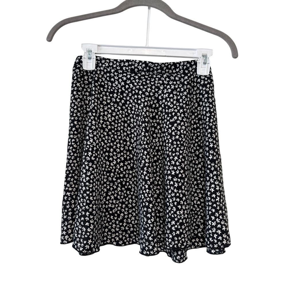 Sky & Sparrow Floral Wrap Skirt Women’s Medium Black White Mini A-Line Casual - Picture 7 of 7